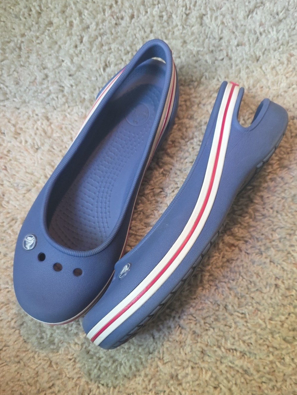 CROCS Navy Ballet Flats with Red and White Stripe Trim Size 6